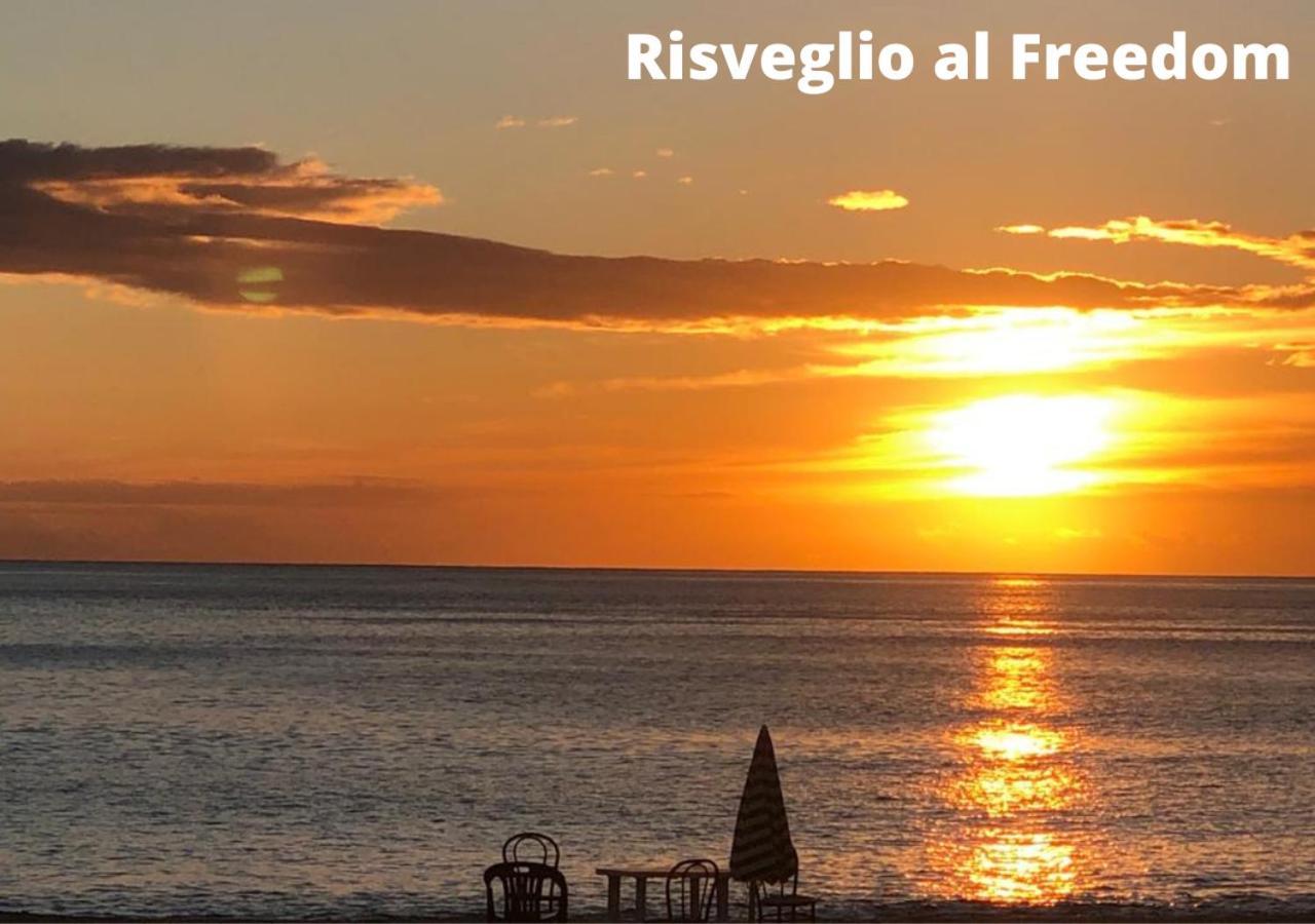 Freedom Village Soverato Marina Extérieur photo